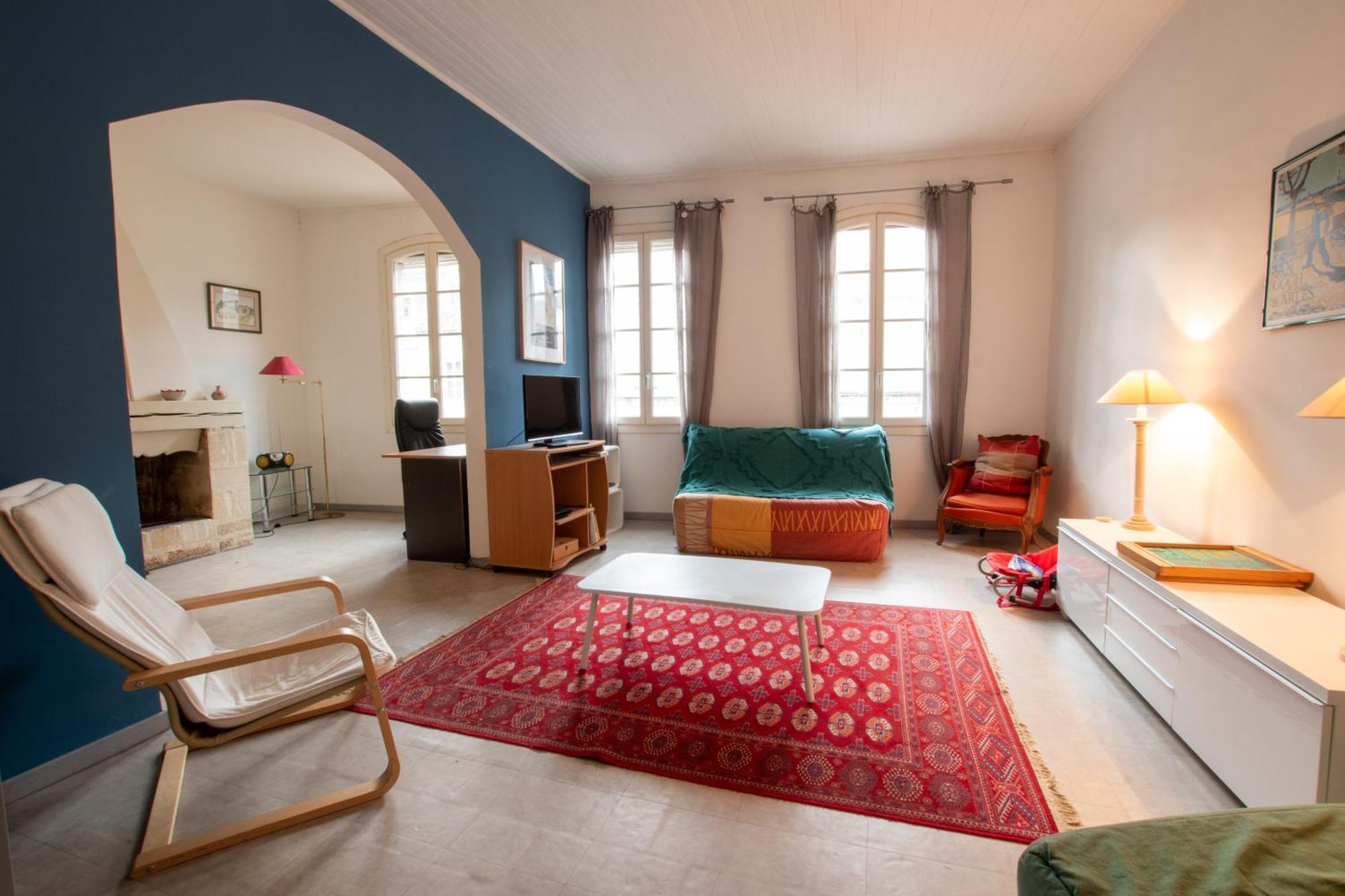 Appart 120 m2 entre gare, arènes, tour Luma clim Arles Esterno foto